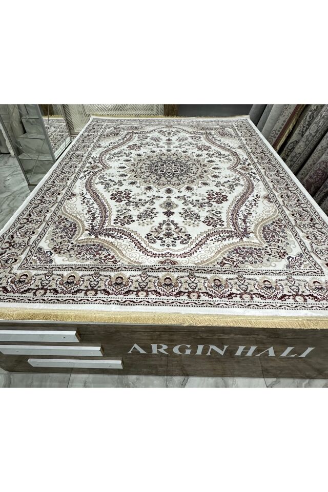 ETNİK DESEN KREM HALI ARGIN HALI
