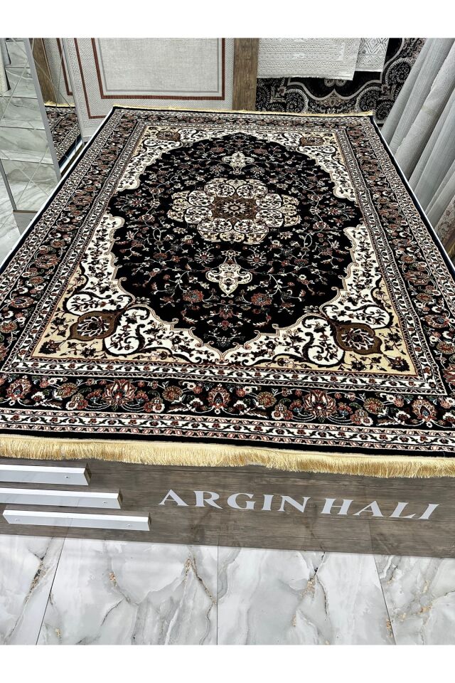 Etnik Desen Lacivert Halı Argın Halı